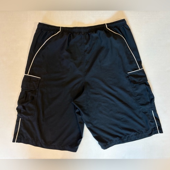 Nike Sportwear black athletic shorts size XXL - Picture 4 of 6